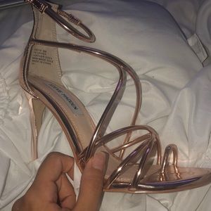 Steve Madden heals
